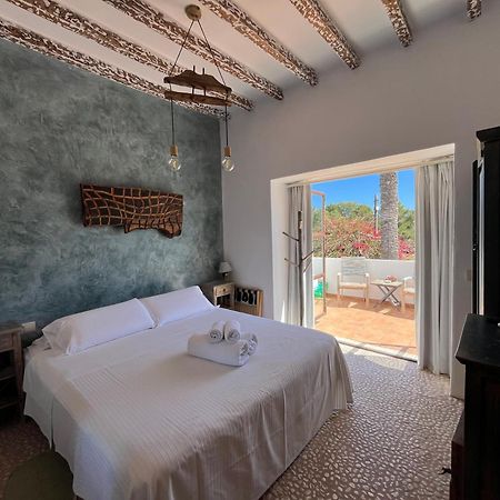 Boutique Hostal La Curandera De Salinas Sant Francesc de s'Estany Екстер'єр фото