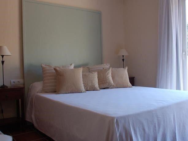 Boutique Hostal La Curandera De Salinas Sant Francesc de s'Estany Екстер'єр фото