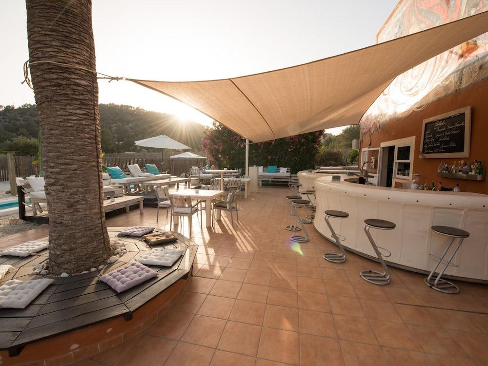 Boutique Hostal La Curandera De Salinas Sant Francesc de s'Estany Екстер'єр фото