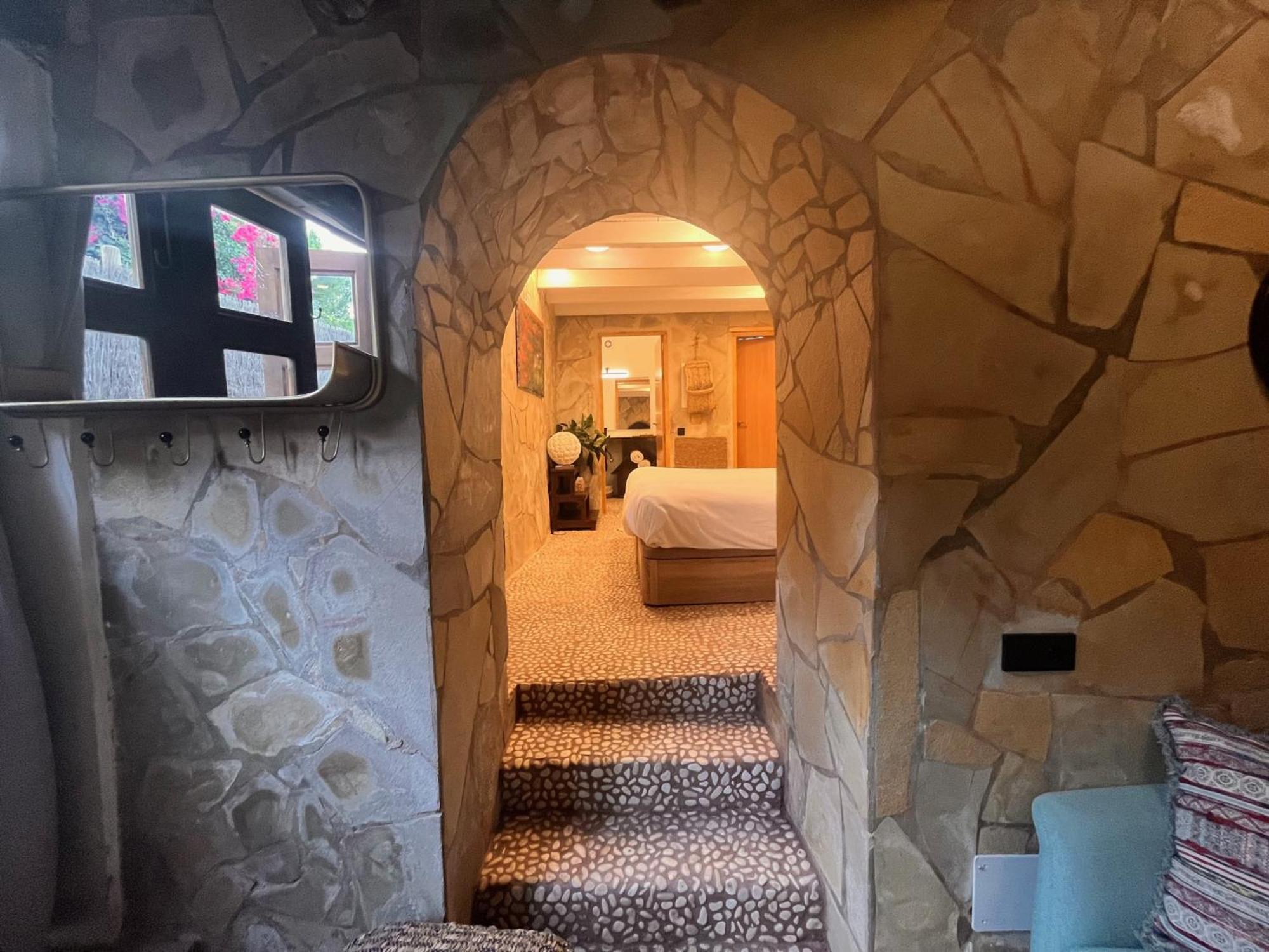 Boutique Hostal La Curandera De Salinas Sant Francesc de s'Estany Екстер'єр фото