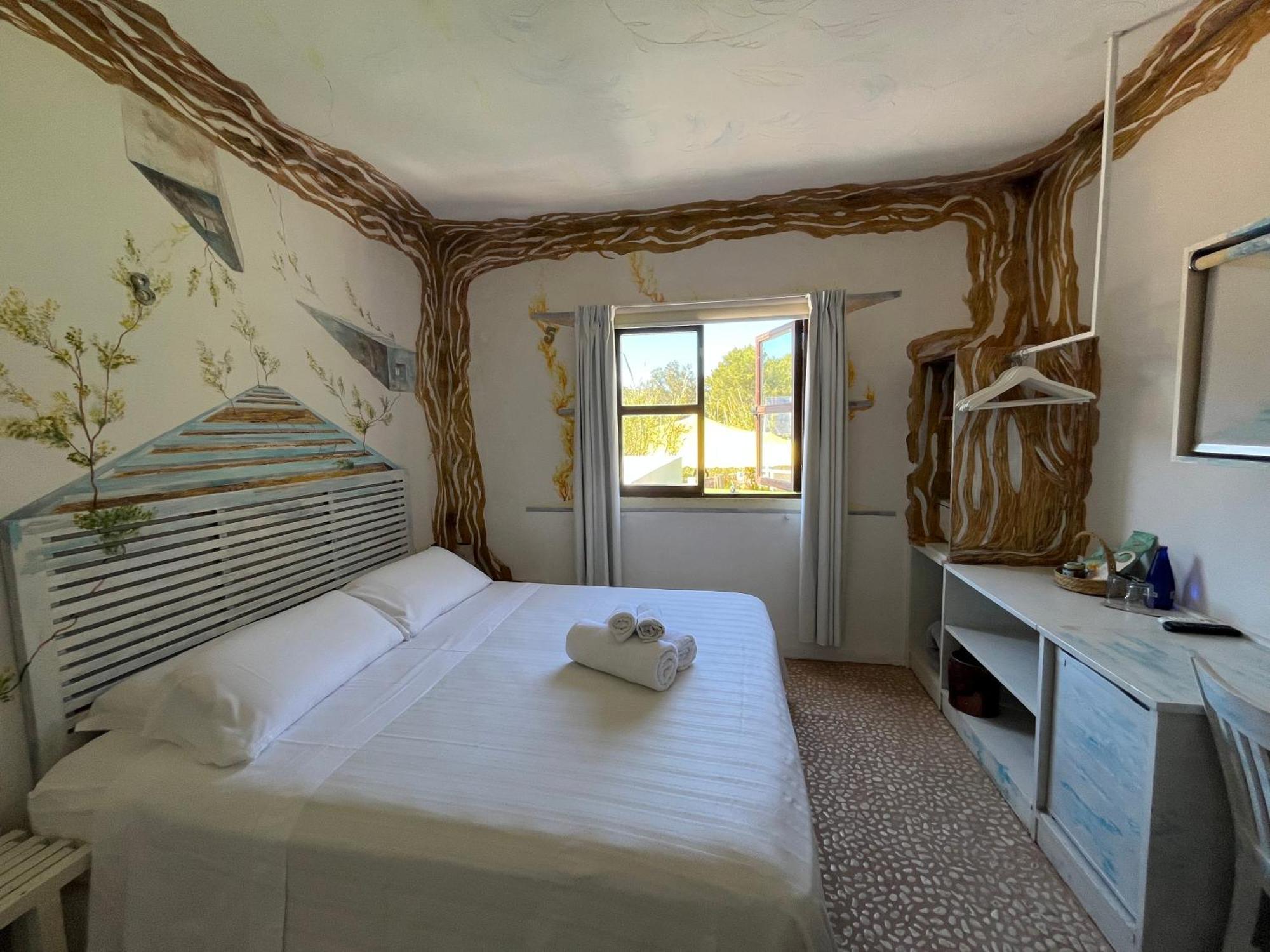 Boutique Hostal La Curandera De Salinas Sant Francesc de s'Estany Екстер'єр фото